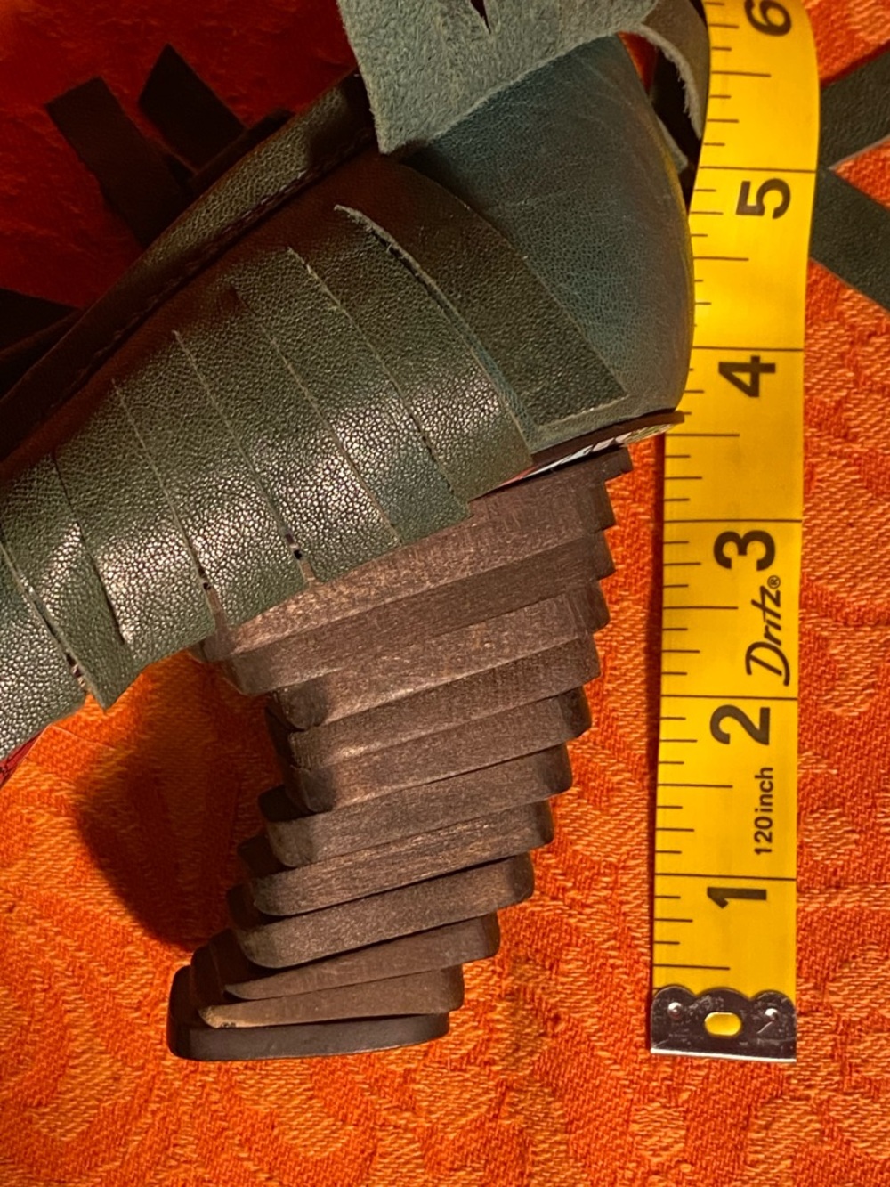 VTG Irregular Choice green leather sandals,thong toe,fringe trim,unique heels,7 - Picture 16 of 16
